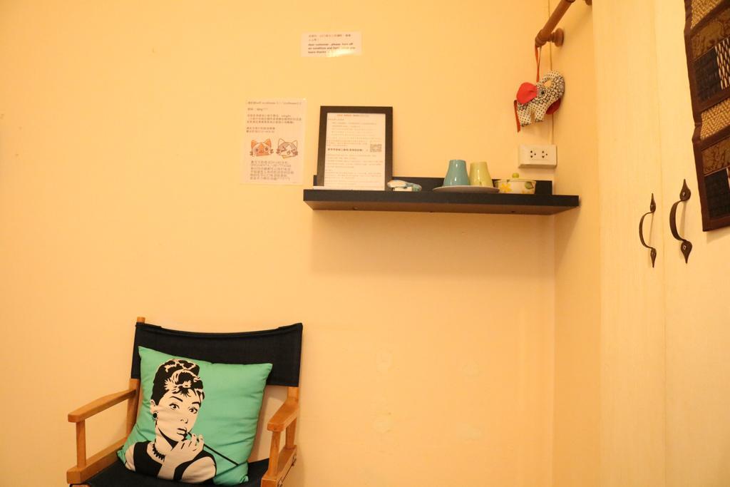 Eco House Apartment Bangkok Bagian luar foto
