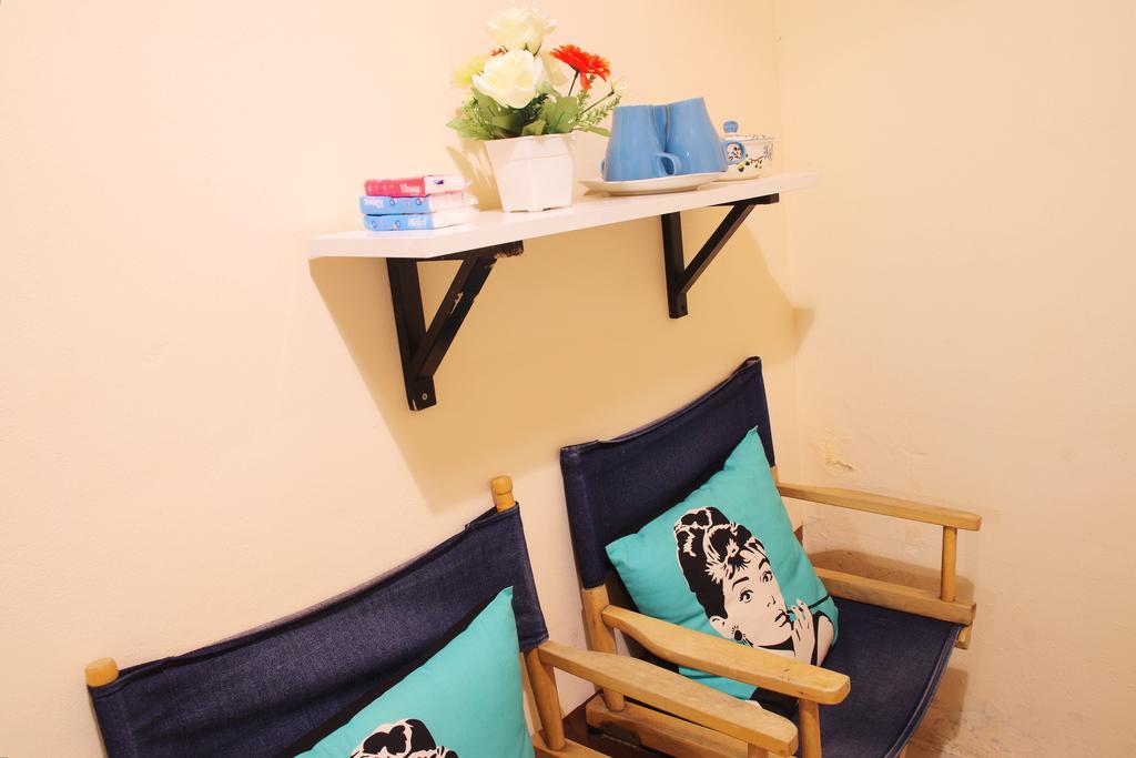 Eco House Apartment Bangkok Bagian luar foto